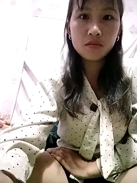 Yo-must online show from April 9, 2026, 7:08 pm