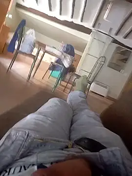 mecaloco online show from April 9, 2026, 5:18 pm