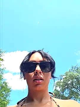 Controllercutie online show from June 29, 2026, 3:23 pm