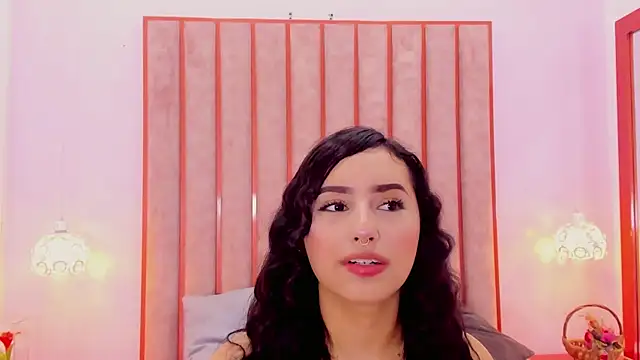Snapshot of Zoe_Monrow chatting on May 30, 2026, 12:35 pm Zoe Monrow online show from May 30, 2026, 12:35 pm
