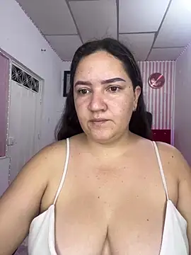 Snapshot of Fresita-12 chatting on April 12, 2026, 12:48 am Fresita-12 online show from April 12, 2026, 12:48 am