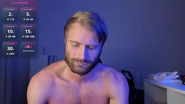 Snapshot of Paul_Rolex chatting on March 1, 2026, 1:40 am Paul Rolex online show from March 1, 2026, 1:40 am