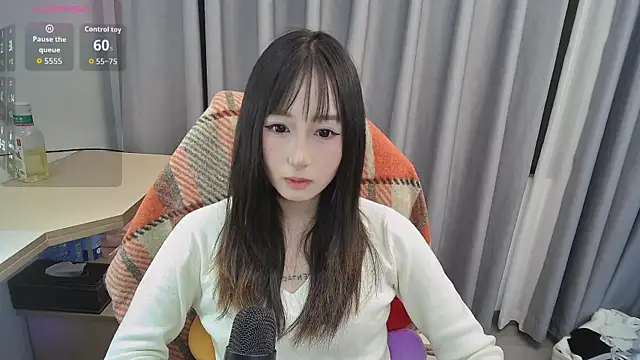 Snapshot of dd6237 chatting on April 5, 2026, 1:30 pm dd6237 online show from April 5, 2026, 1:30 pm