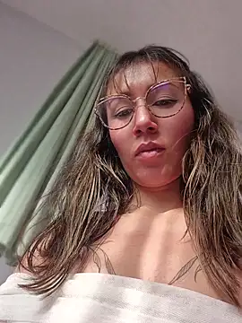 Mar puentes online show from April 28, 2026, 8:58 pm