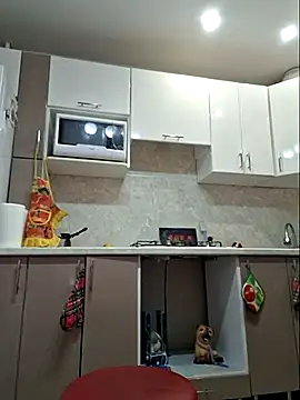 Snapshot of LaliaMia chatting on October 19, 2025, 4:46 am LaliaMia online show from October 19, 2025, 4:46 am