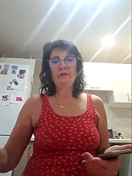 Snapshot of LaliaMia chatting on November 2, 2025, 4:59 am LaliaMia online show from November 2, 2025, 4:59 am