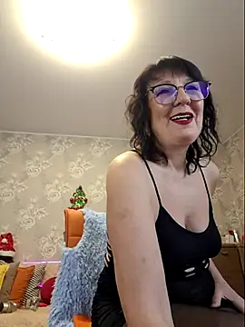 Snapshot of LaliaMia chatting on November 14, 2025, 2:21 am LaliaMia online show from November 14, 2025, 2:21 am