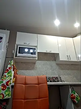 Snapshot of LaliaMia chatting on November 18, 2025, 2:54 pm LaliaMia online show from November 18, 2025, 2:54 pm