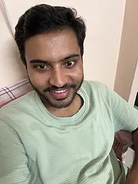 Snapshot of Sweetloverr28 chatting on April 29, 2026, 6:47 pm Sweetloverr28 online show from April 29, 2026, 6:47 pm