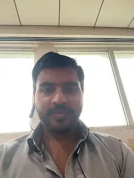 Snapshot of Sweetloverr28 chatting on April 30, 2026, 11:05 am Sweetloverr28 online show from April 30, 2026, 11:05 am