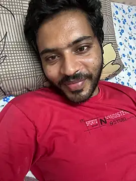 Snapshot of Sweetloverr28 chatting on May 30, 2026, 6:43 am Sweetloverr28 online show from May 30, 2026, 6:43 am