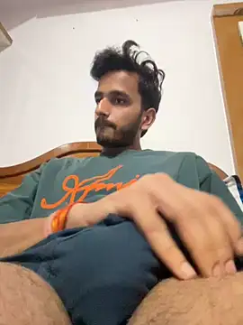 Snapshot of aadibuttplug chatting on May 13, 2026, 6:16 pm aadibuttplug online show from May 13, 2026, 6:16 pm
