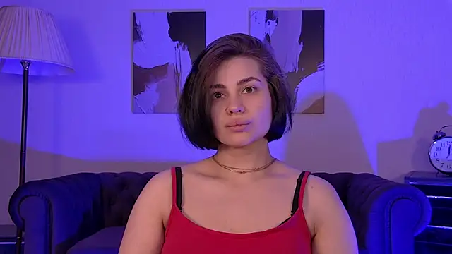 Snapshot of AdrianaToress chatting on May 4, 2026, 6:15 pm AdrianaToress online show from May 4, 2026, 6:15 pm