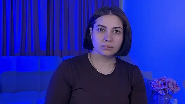 Snapshot of AdrianaToress chatting on May 14, 2026, 5:25 am AdrianaToress online show from May 14, 2026, 5:25 am