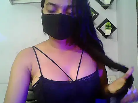 Snapshot of Saxy_Mony002 chatting on June 27, 2026, 12:59 am Saxy Mony002 online show from June 27, 2026, 12:59 am