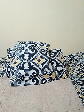 EbonySexySlimxxx online show from April 14, 2026, 5:41 pm