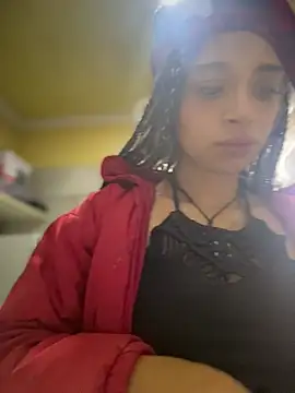 Sasha-firee online show from May 13, 2026, 12:30 am