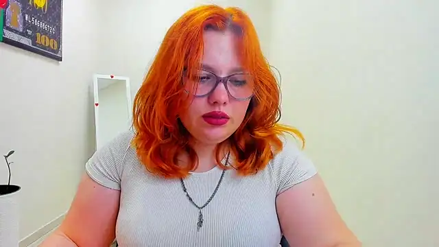 Snapshot of Aillia-Rous chatting on June 4, 2026, 7:25 am Aillia-Rous online show from June 4, 2026, 7:25 am
