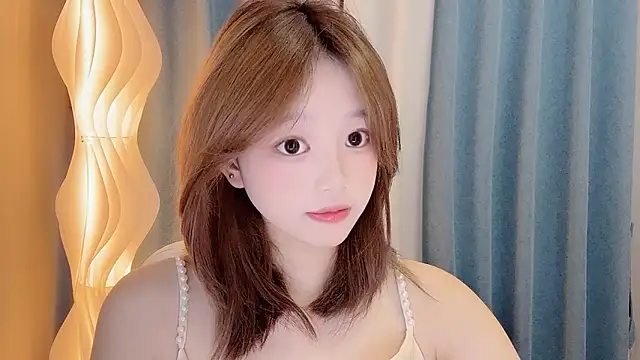 Lilababy00 online show from June 15, 2026, 10:17 am