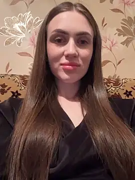 AlinaLove3213 online show from May 16, 2026, 9:13 pm