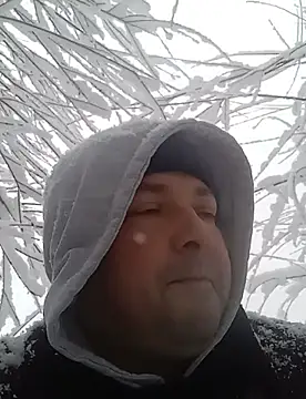 Snapshot of Luceriusbigass chatting on December 10, 2024, 11:22 am Luceriusbigass online show from December 10, 2024, 11:22 am