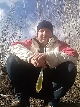 Snapshot of Luceriusbigass chatting on January 29, 2025, 11:41 am Luceriusbigass online show from January 29, 2025, 11:41 am