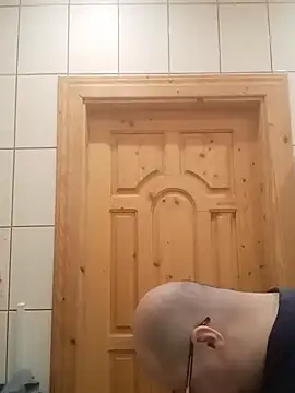 Snapshot of Luceriusbigass chatting on February 24, 2025, 4:47 pm Luceriusbigass online show from February 24, 2025, 4:47 pm