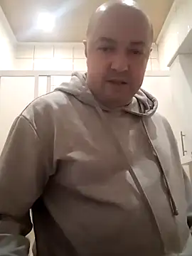 Luceriusbigass online show from December 17, 2025, 3:51 pm