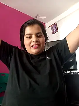 Snapshot of Sofia_Moon01 chatting on April 19, 2026, 7:27 pm Sofia Moon01 online show from April 19, 2026, 7:27 pm