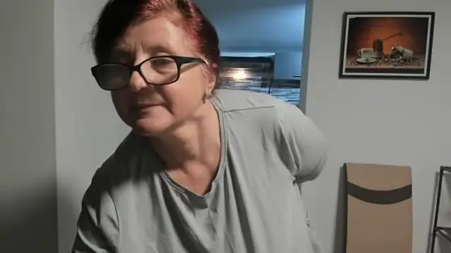 Snapshot of CatherineRowe chatting on January 16, 2025, 3:35 pm CatherineRowe online show from January 16, 2025, 3:35 pm