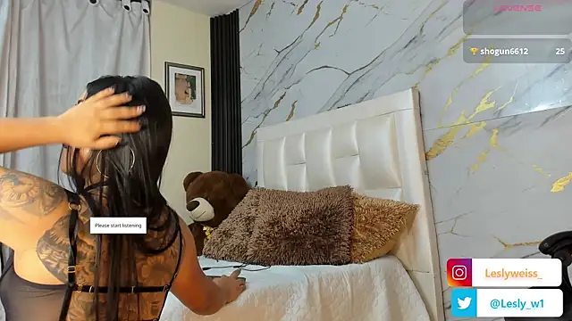 Snapshot of lesly1w chatting on June 15, 2026, 11:45 am lesly1w online show from June 15, 2026, 11:45 am