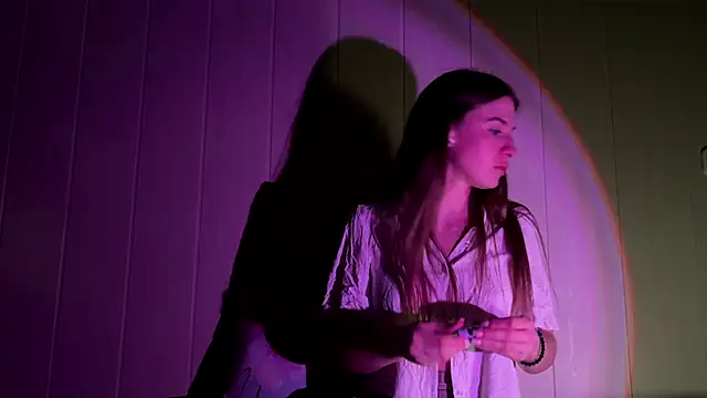 BambiBlush online show from April 8, 2026, 5:13 pm