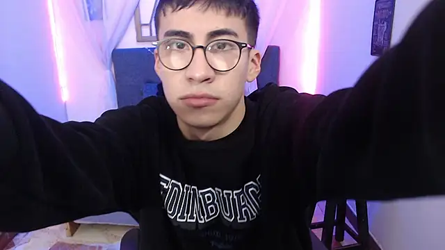 Andy Norton online show from April 17, 2026, 3:42 am