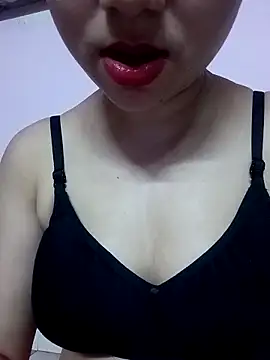 Hot Soniya 08 online show from May 1, 2026, 5:39 pm