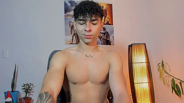 Alex zt7 online show from June 25, 2026, 4:44 pm