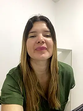 amelia 16 online show from May 13, 2026, 12:46 pm