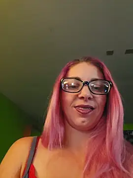 Snapshot of Summer_Taz7 chatting on May 19, 2026, 2:56 pm Summer Taz7 online show from May 19, 2026, 2:56 pm