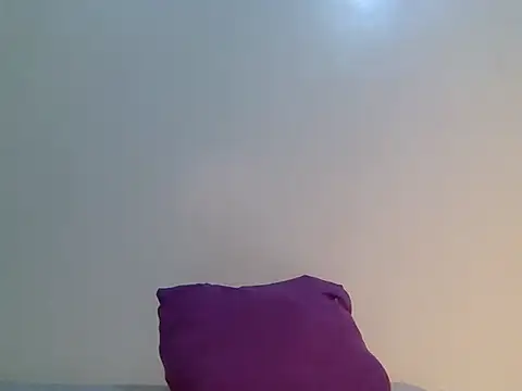Snapshot of Silk-Hennessy chatting on May 27, 2026, 6:49 pm Silk-Hennessy online show from May 27, 2026, 6:49 pm