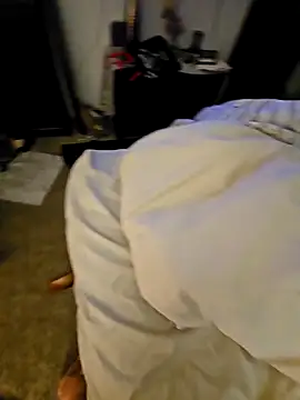 mikleo1984 online show from April 10, 2026, 8:08 am