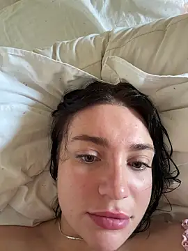 LucyHotty  online show from July 13, 2026, 5:10 am