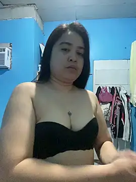 Snapshot of pinayhoney chatting on July 18, 2026, 1:59 pm pinayhoney online show from July 18, 2026, 1:59 pm