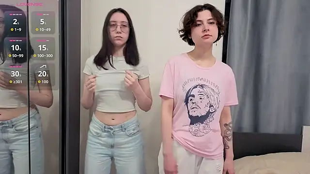 AllisonKierce online show from April 12, 2026, 3:11 am