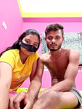 Hot-Couple4 online show from April 13, 2026, 6:02 pm