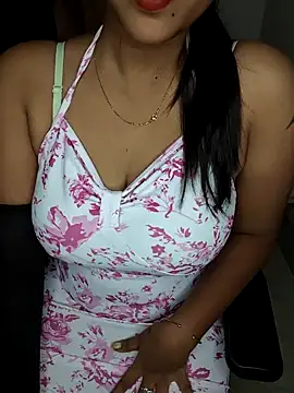 Tamilmoon006 online show from June 17, 2026, 1:45 pm