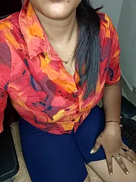 Tamilmoon006 online show from June 18, 2026, 7:41 am