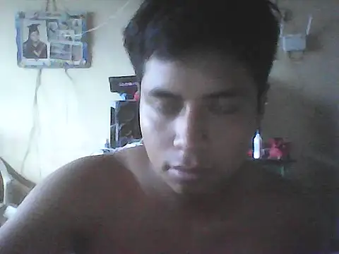 Snapshot of Axel_BABY chatting on April 14, 2026, 2:01 pm Axel BABY online show from April 14, 2026, 2:01 pm