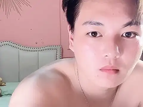 GWpk online show from April 12, 2026, 10:09 am