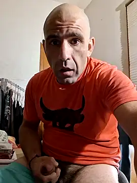 Snapshot of fitguy4u chatting on May 26, 2026, 4:47 pm fitguy4u online show from May 26, 2026, 4:47 pm
