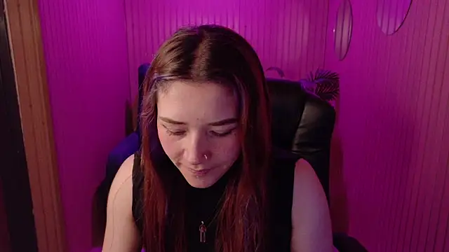 Emily Cherry  online show from May 29, 2026, 4:05 pm