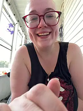 Snapshot of Kenzibb3 chatting on July 20, 2026, 5:59 pm Kenzibb3 online show from July 20, 2026, 5:59 pm